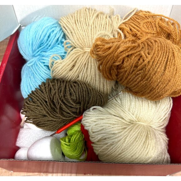 Nativity Scene Crochet Kit 9 Pieces - Picture 5 of 5